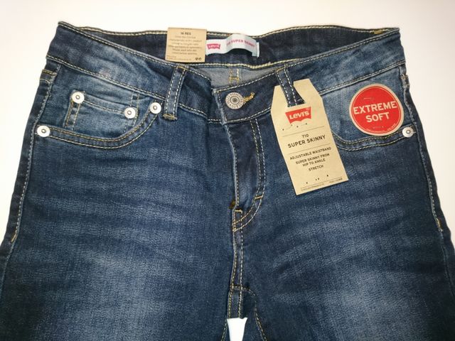 Vaqueros Levis chica 710 talla 16 REG