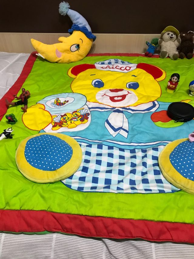 Manta bebe. Marca chico.