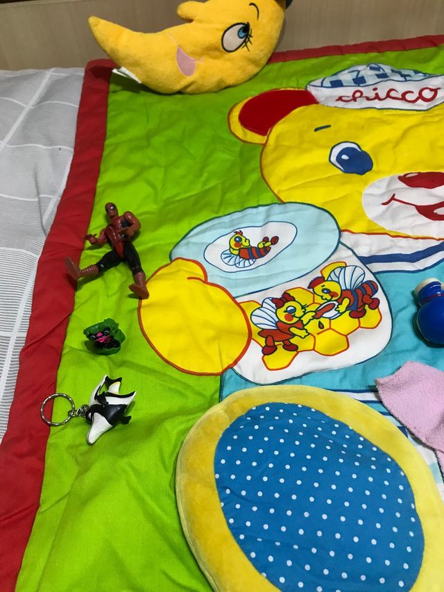 Manta bebe. Marca chico.