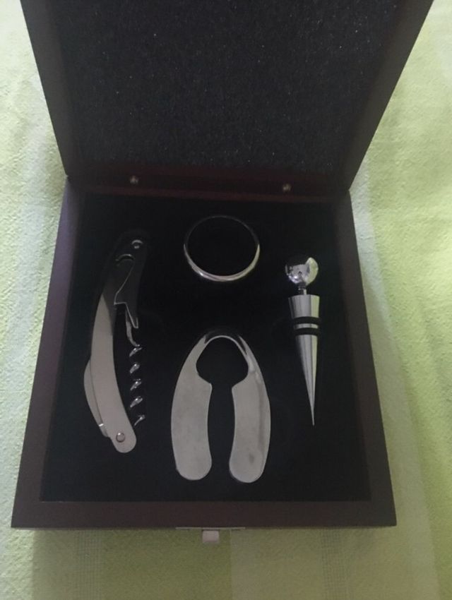 Set 4 piezas abridor vino