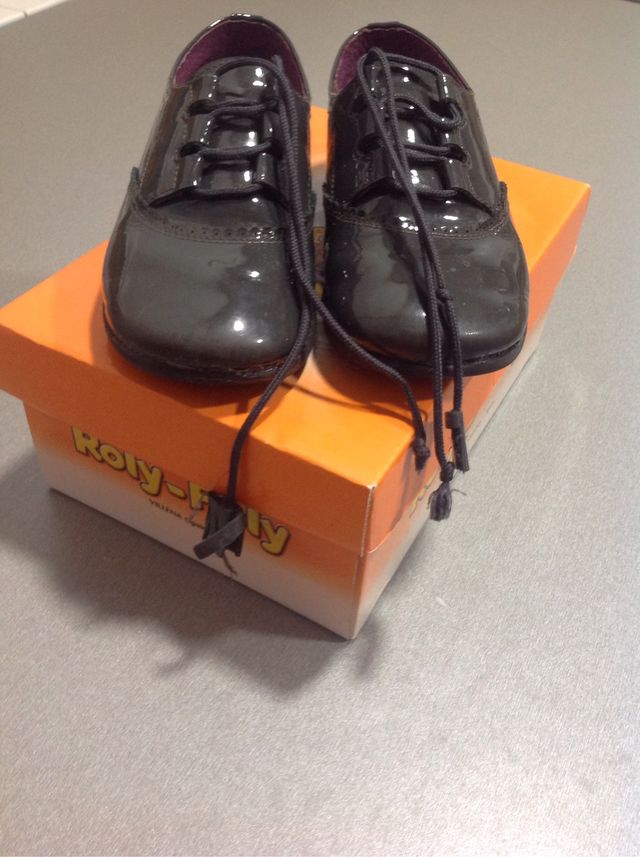 Zapatos charol niño