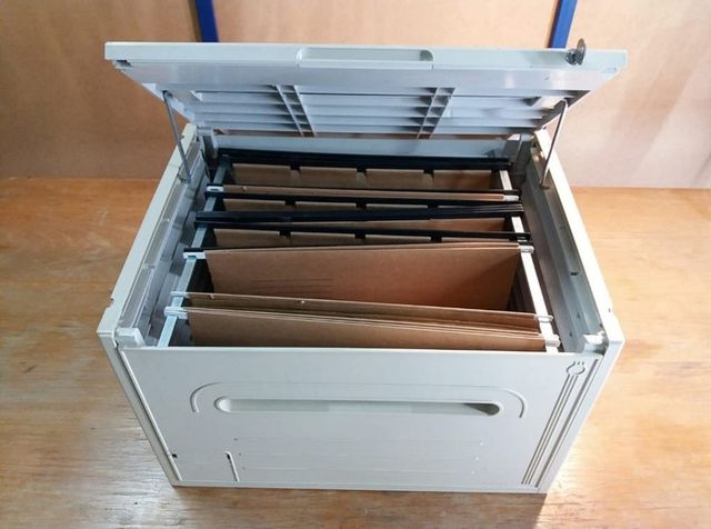 Caja archivadora de segunda mano por 20 € en Barcelona en WALLAPOP
