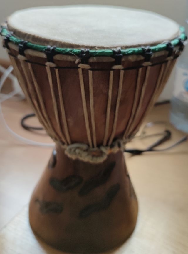 tambor africano djmbe
