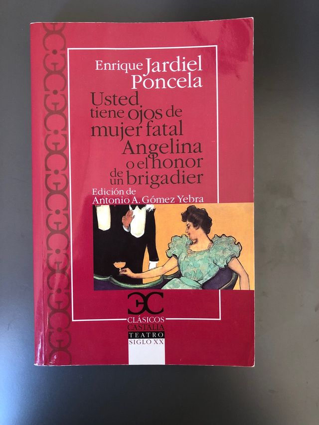 Usted tiene ojos de mujer fatal