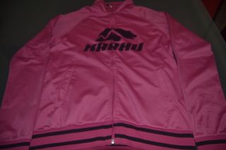 Chaqueta chándal Karhu de segunda mano por 3 EUR en Dos Hermanas en WALLAPOP