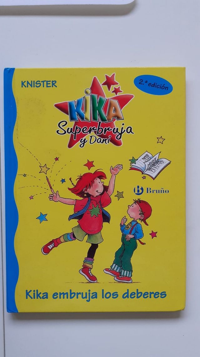 kika superbruja y dani