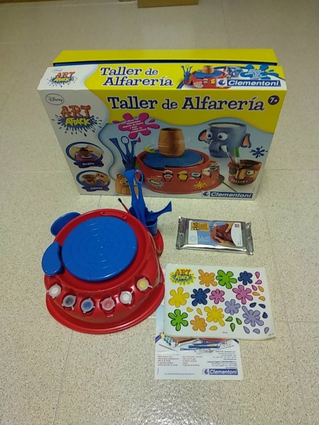 Taller de Alfareria. Art Attack