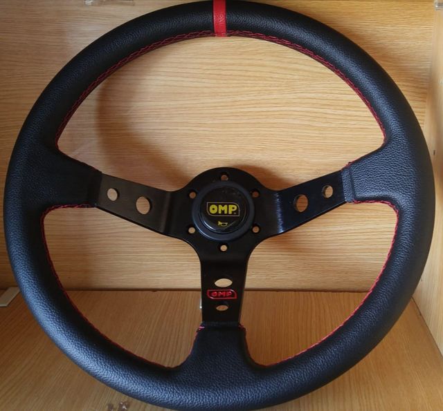 volante y piña para opel