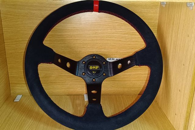 volante y piña para opel