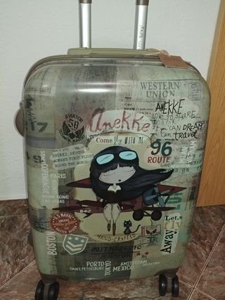 Maleta Anekke. A ESTRENAR. de segunda mano por 60 EUR en Madrid en WALLAPOP