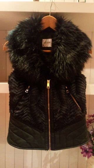 إمرأة شابة مهد الحضارة تربية chaleco pelo guess - sharethespotlight.org