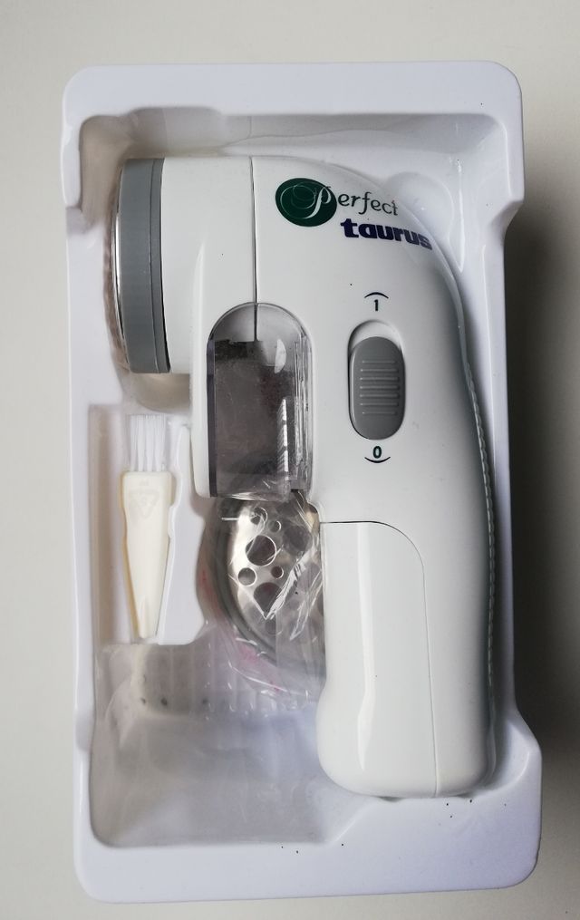 Quita pelusas Taurus Perfect