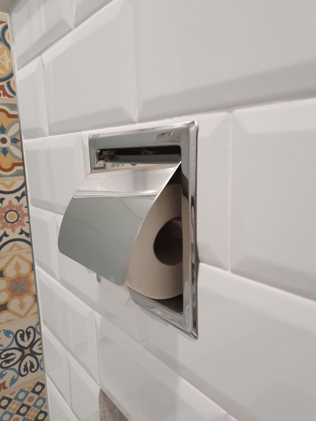 portapapel higiénico empotrable