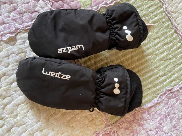 Pantalón nieve y manoplas