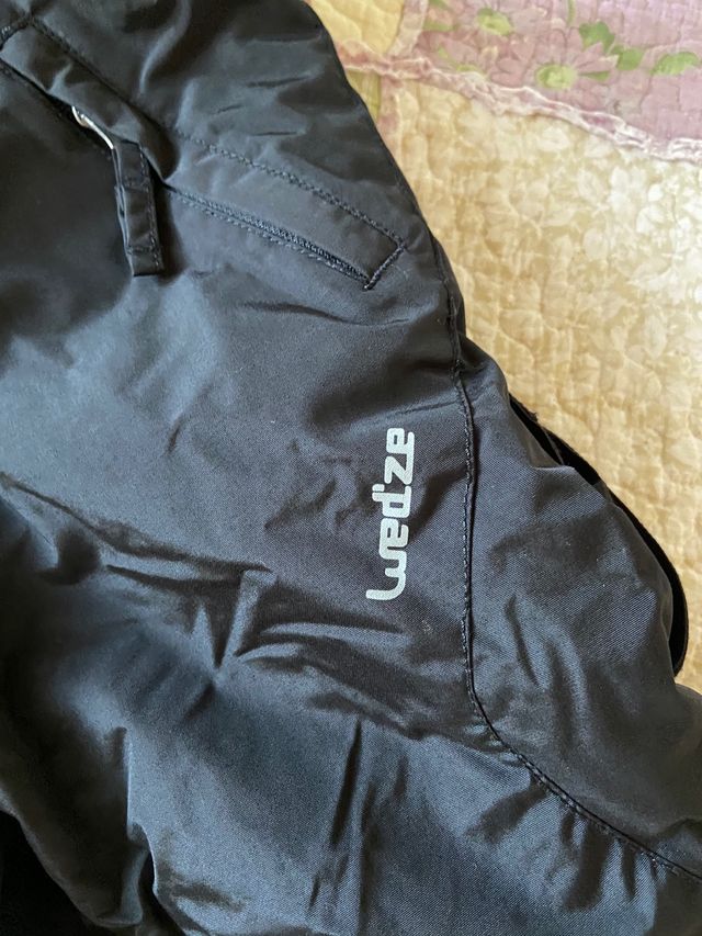 Pantalón nieve y manoplas