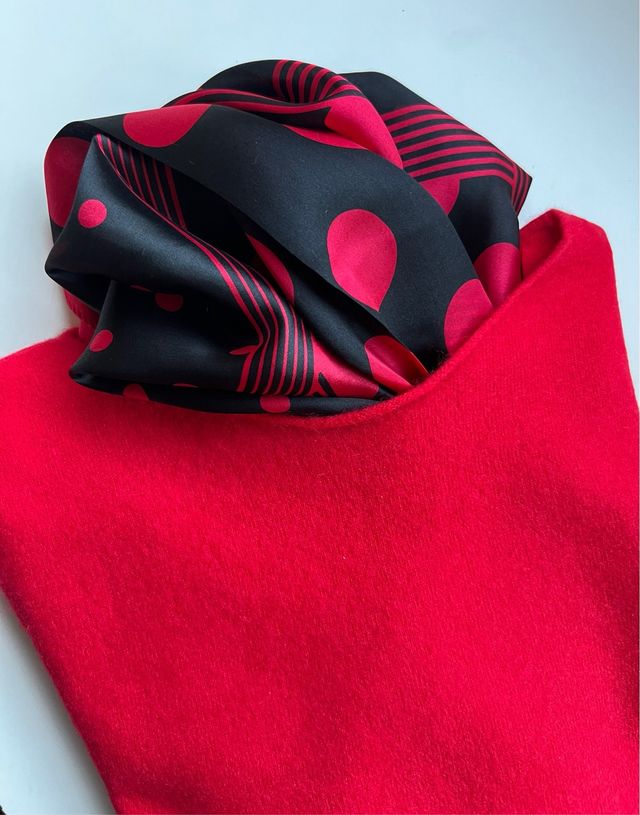 Pañuelo Seda Natural «Polka Dots Flamenco»