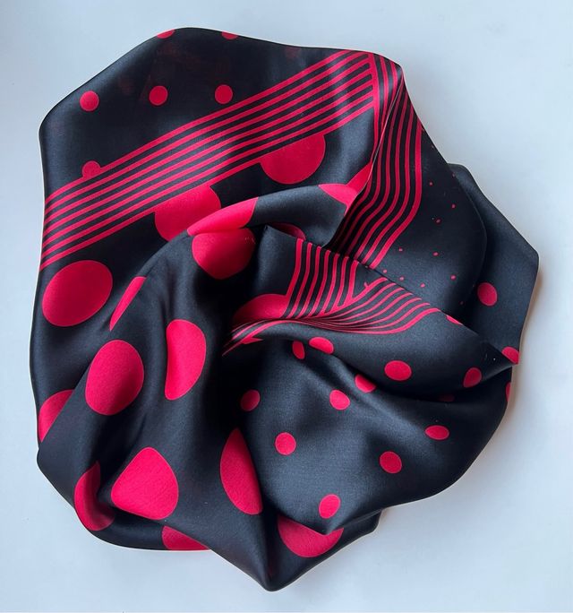 Pañuelo Seda Natural «Polka Dots Flamenco»