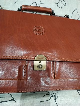 Maletín Pielnoble - Máxima calidad (1a) de segunda mano por 199 EUR en El  Prat de Llobregat en WALLAPOP