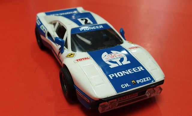 Coche Scalextric FERRARI GTO 4074