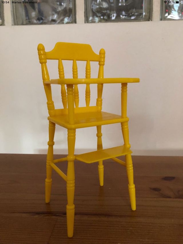 Mobiliario original Barriguitas