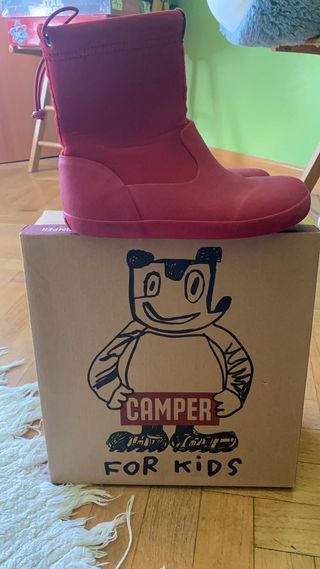 Botas de Agua Camper talla 32 de segunda mano por 25 EUR en Valdefuentes en  WALLAPOP