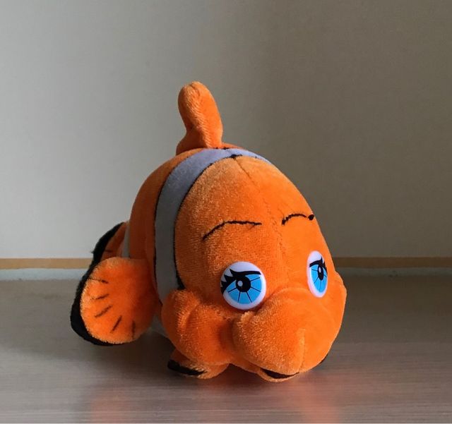 Peluche Nemo.