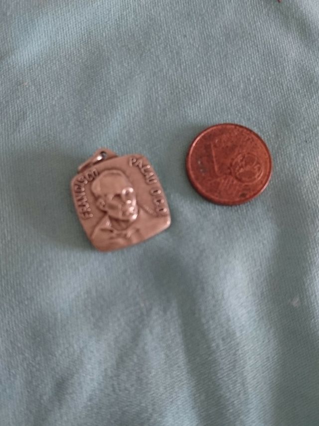 Medaglia antica reliquia