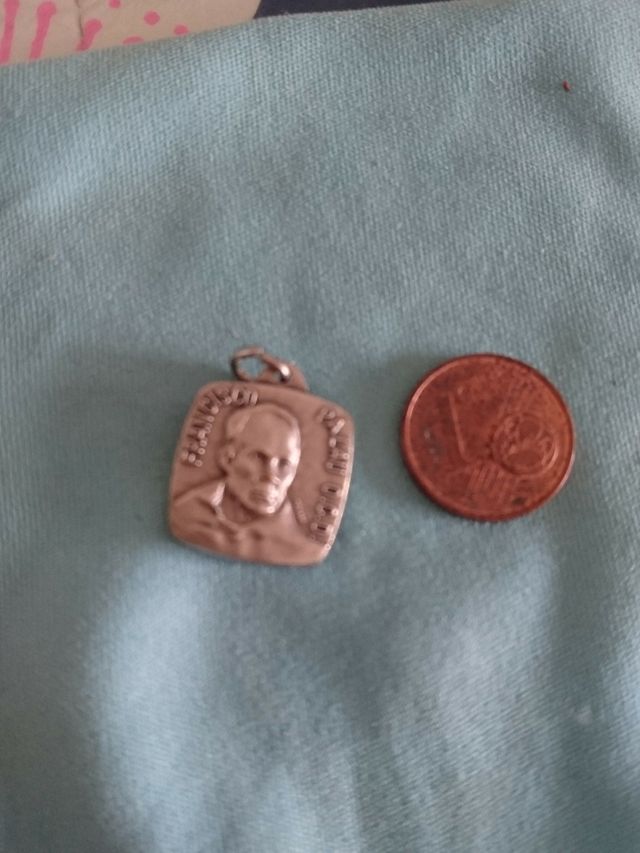 Medaglia antica reliquia