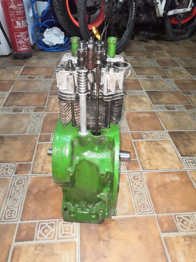 maqueta motor seccionado