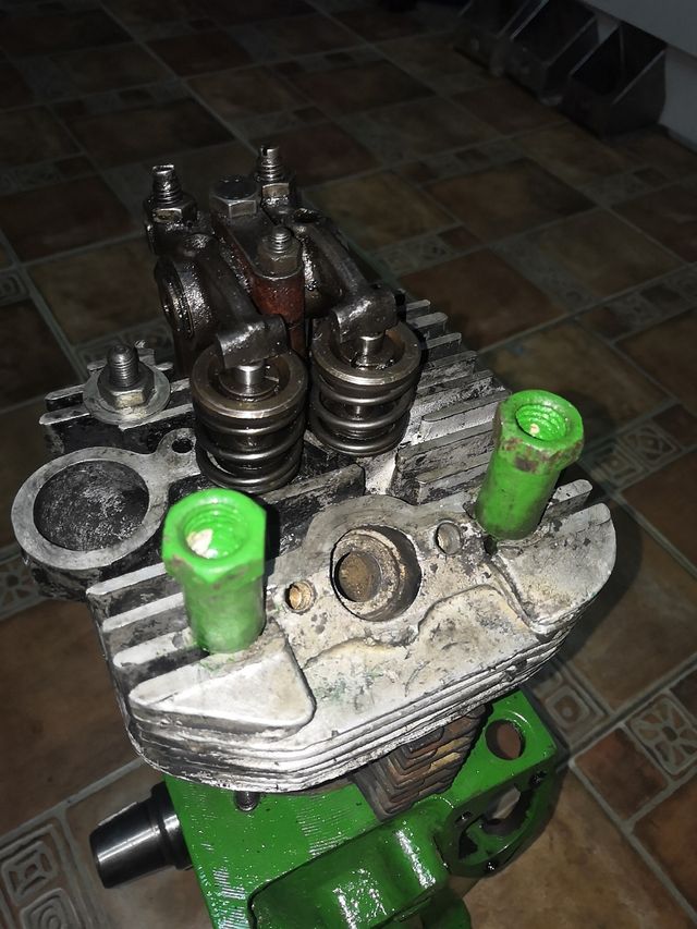 maqueta motor seccionado