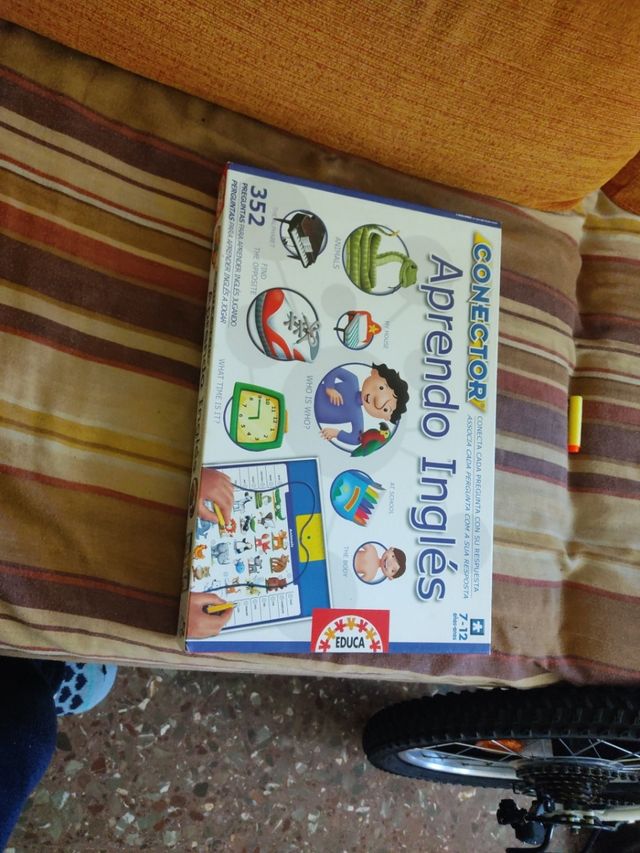 juego conector aprendo inglés .