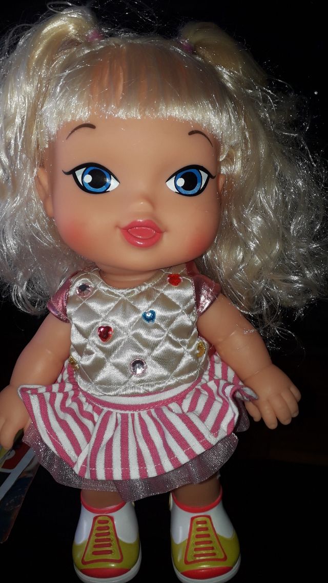 bebé muñeca