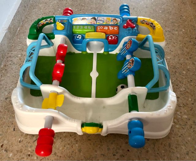 Futbolín Clementoni