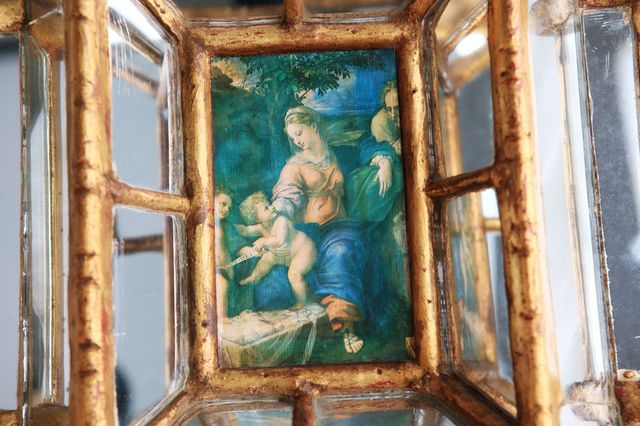 Cuadro tallado pan de oro  30x35 con oleo