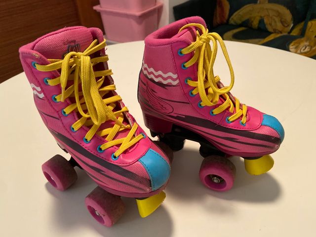 Patines soy luna en buen estado.