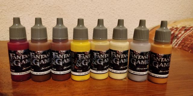 8 pinturas fantasy and games scalecolor