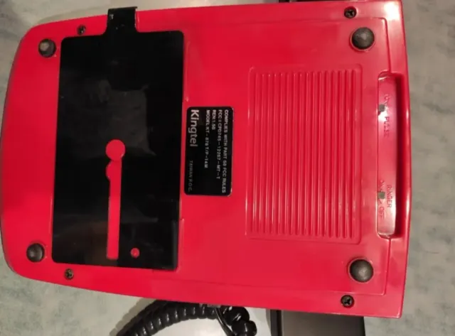 Teléfono fijo vintage.