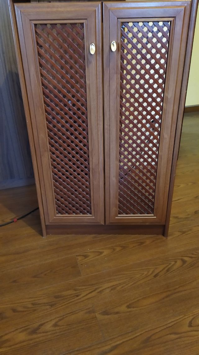 Mueble cubre radiador