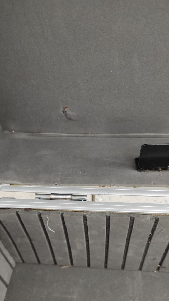 Maletín metálico forrado goma