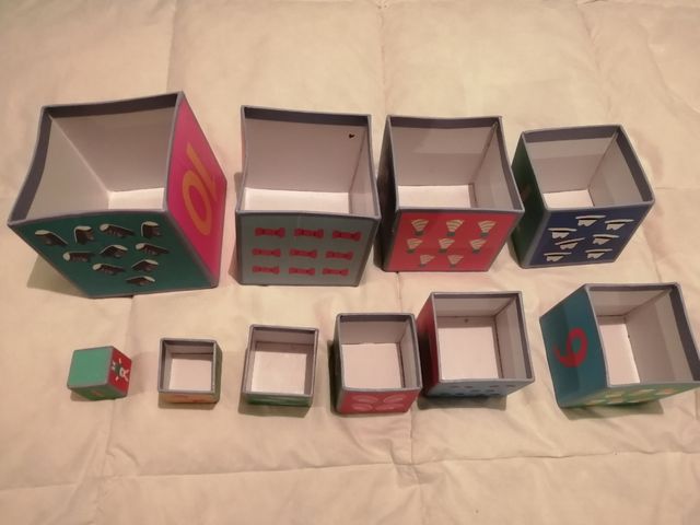 Pirámide de 10 cubiletes. 