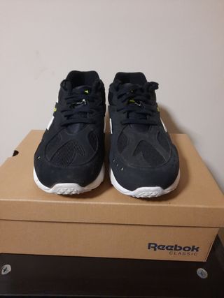 Frente al mar Doncella Montgomery Bambas Reebok de segunda mano en Las Palmas de Gran Canaria en WALLAPOP Frente al mar Doncella Montgomery Bambas Reebok de segunda mano en Las Palmas de Gran Canaria en WALLAPOP