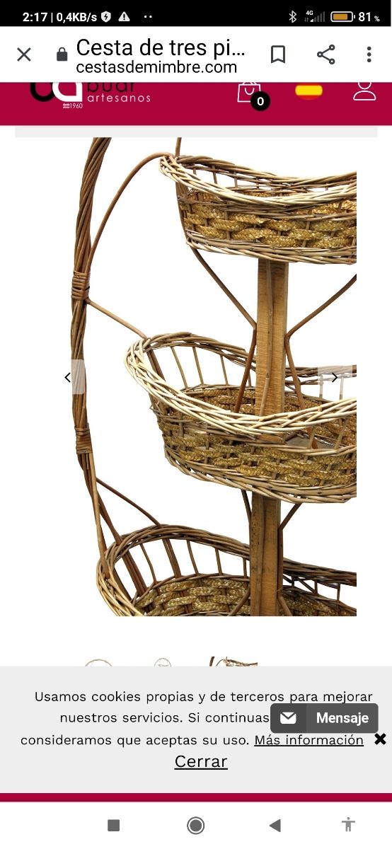 CESTA DE TRES PISOS DE PAJA Y MIMBRE ARTESANAL