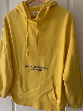 Sudadera Pull \u0026amp; Bear de segunda mano por 10 EUR en Granada en WALLAPOP