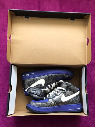 Zapatillas Air Force 1 Mid talla 43 de segunda mano por 125 EUR en  Salamanca en WALLAPOP
