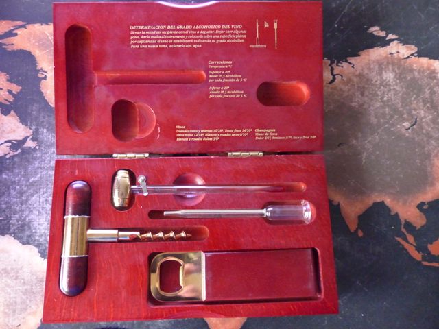 Thermovino e cavatappi