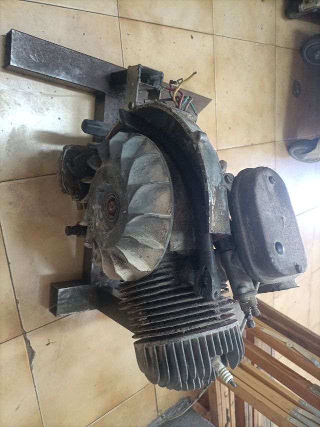 motor vespa 160 gt electrónic