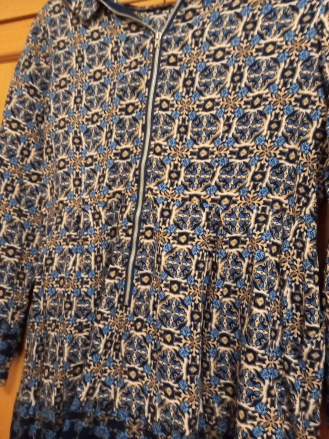 mono pantalón por encima de rodilla tonos azules