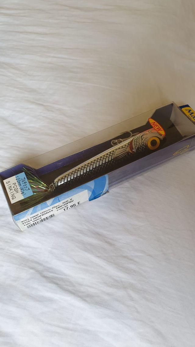 Peces artificiales para la pesca ,valen 80€