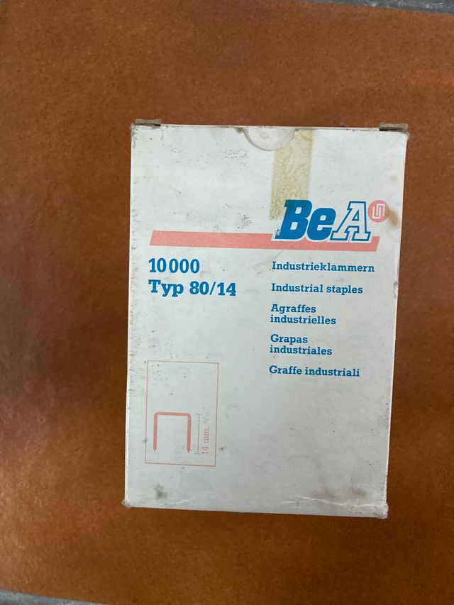 Grapas y puntas Bea 