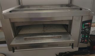 Horno de piedra para pizza a gas de segunda mano por 600 EUR en Burguete en  WALLAPOP